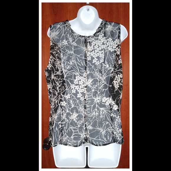 LIZ & CO Sheer sleeveless blouse - Picture 2 of 5